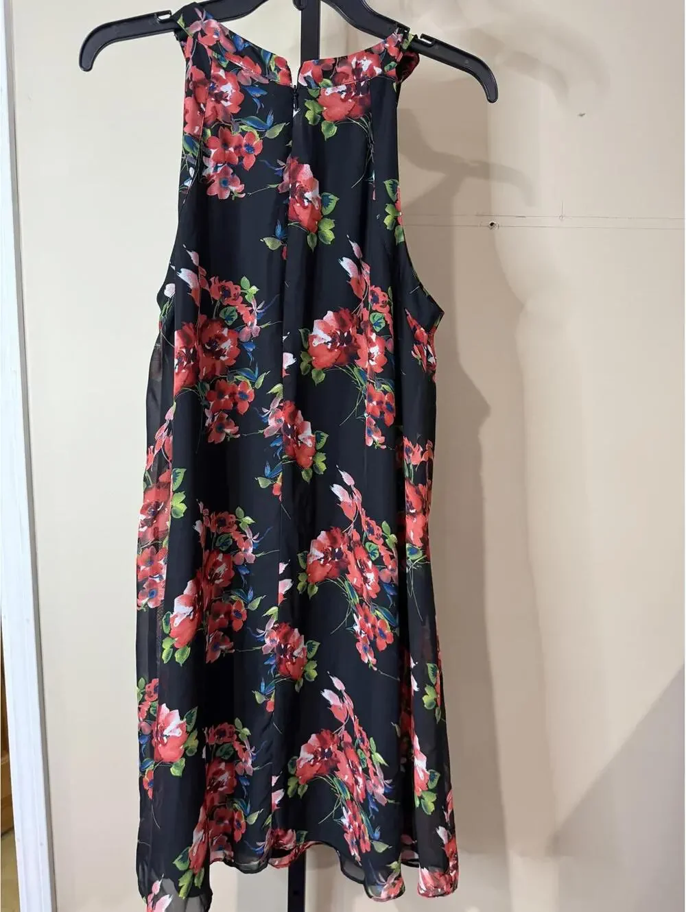 Betsey Johnson 12 Sleeveless Black Dress with Red Floral Print